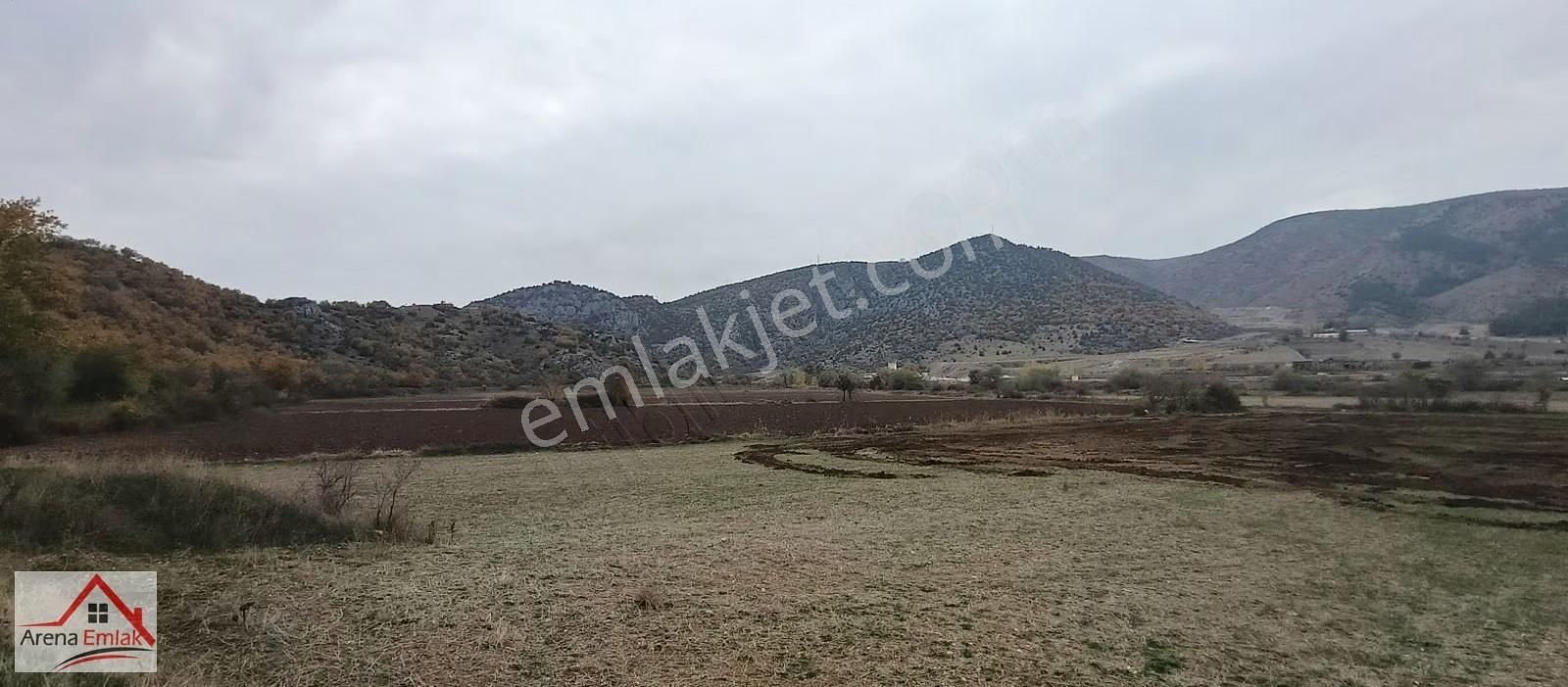 Arena Emlaktan Hamide'de Hobi Bahçesi Olacak Tarla - Görsel 21