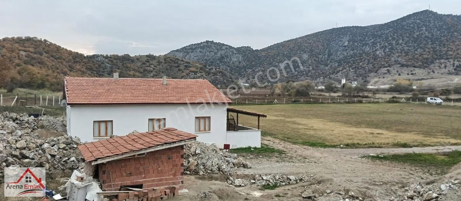 Arena Emlaktan Hamide'de Hobi Bahçesi Olacak Tarla - Görsel 7