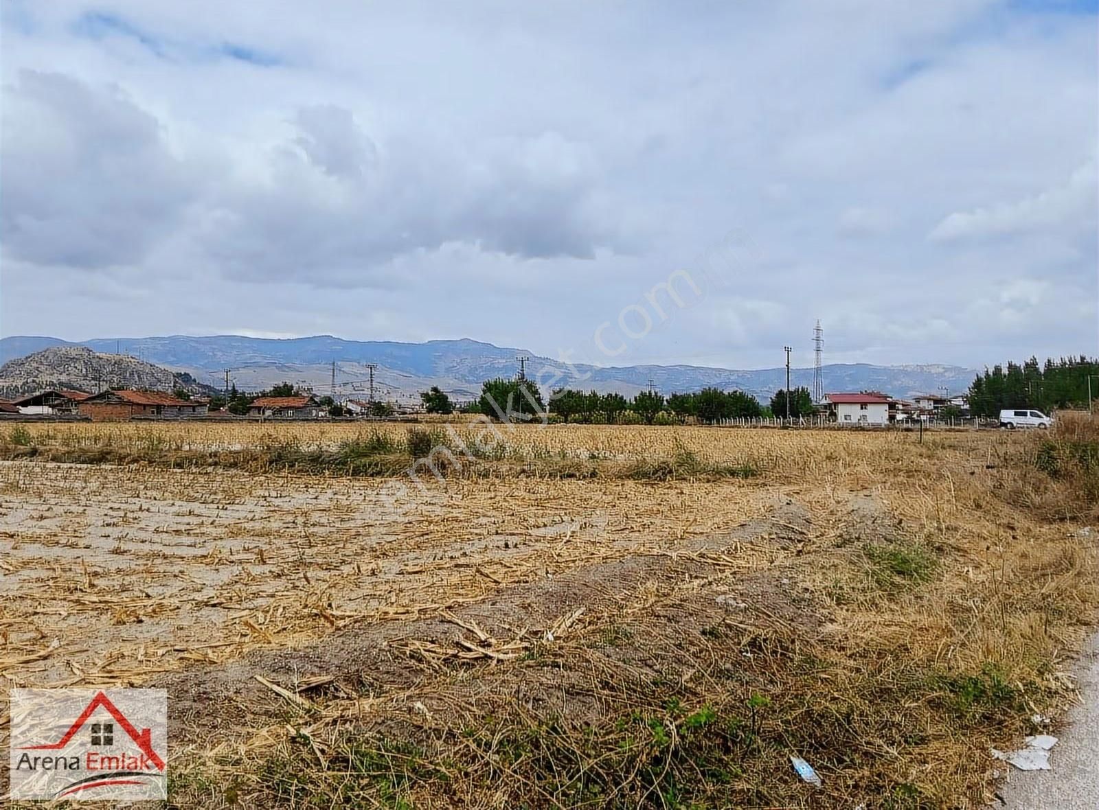 Arena Emlak'tan Satılık Şehir Merkezinde Değerli Tarla - Görsel 15