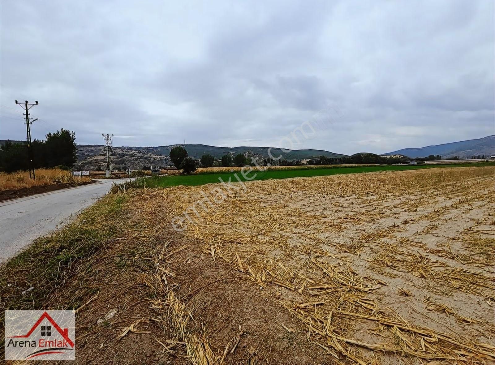 Arena Emlak'tan Satılık Şehir Merkezinde Değerli Tarla - Görsel 12