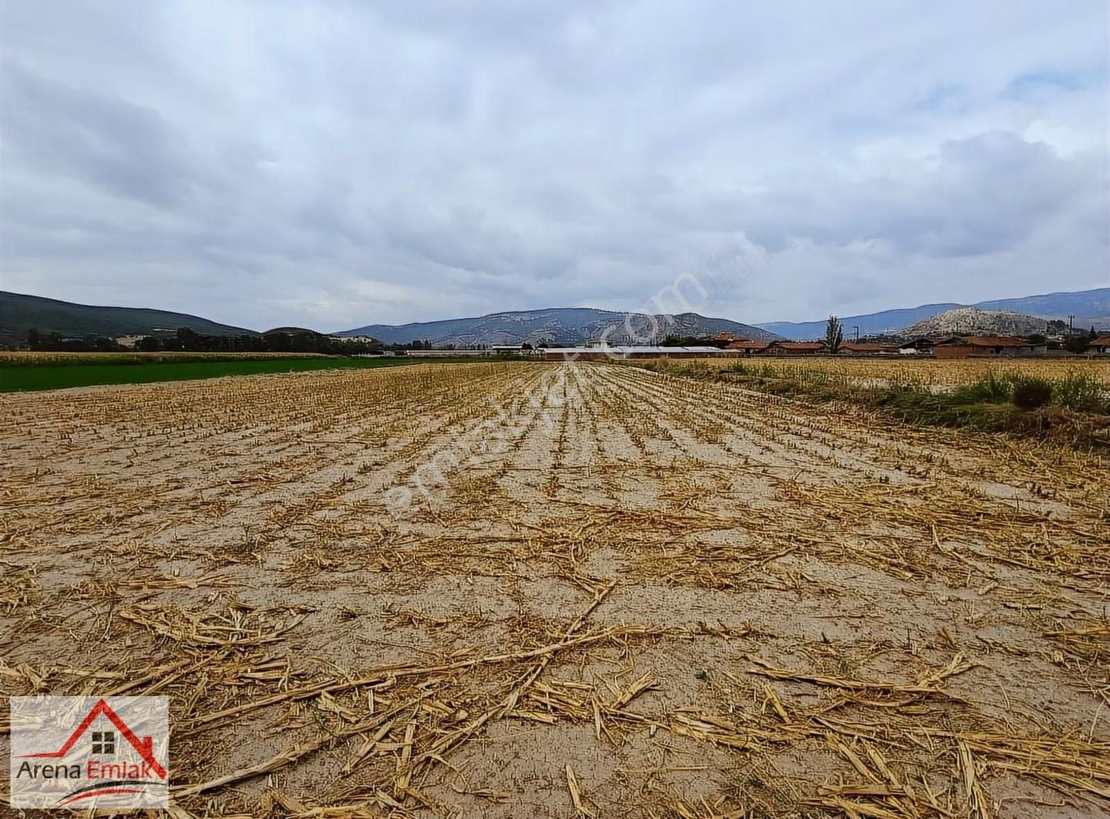 Arena Emlak'tan Satılık Şehir Merkezinde Değerli Tarla - Görsel 10