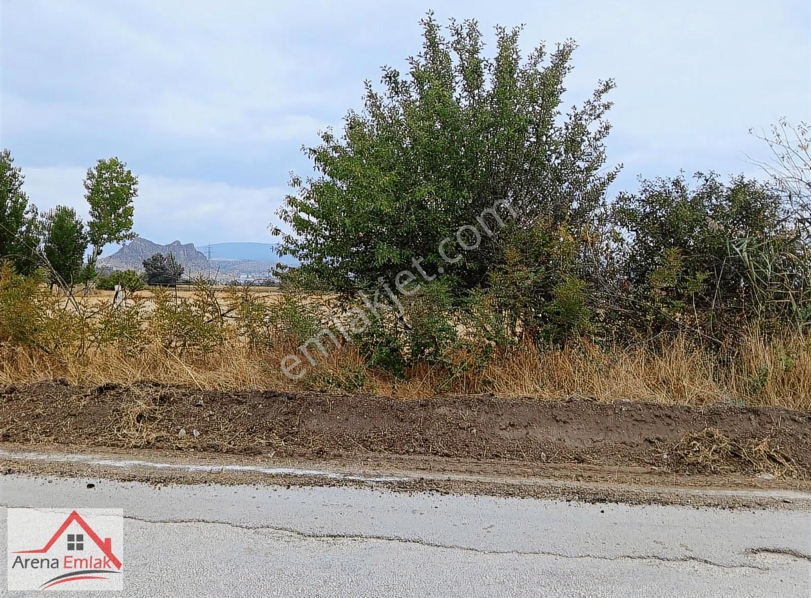 Arena Emlak'tan Satılık Şehir Merkezinde Değerli Tarla - Görsel 14