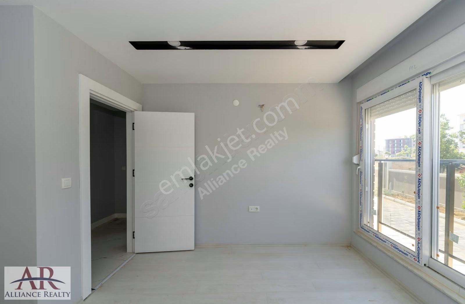 Bahçeyaka'da Yeni Bina 1+1 Giriş Kat Doğalgaz+panjur+havuz - Görsel 17