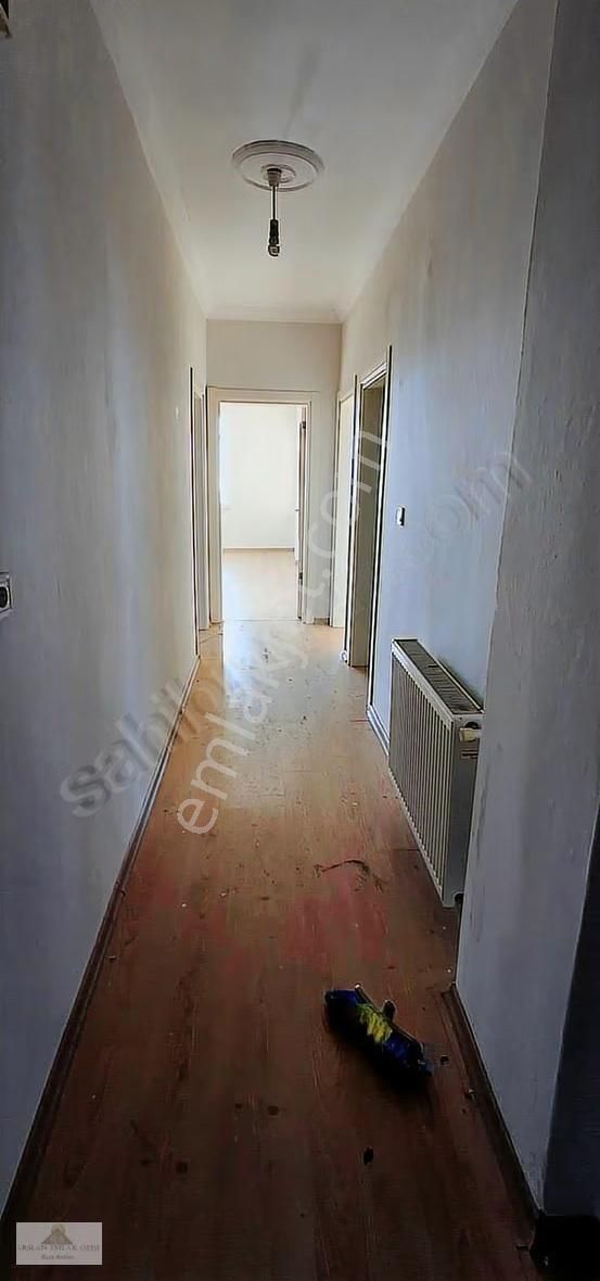 Arslan Emlakta Gülensuda Minibüs Yoluna Cephe Kiralık 3+1 Daire - Görsel 5