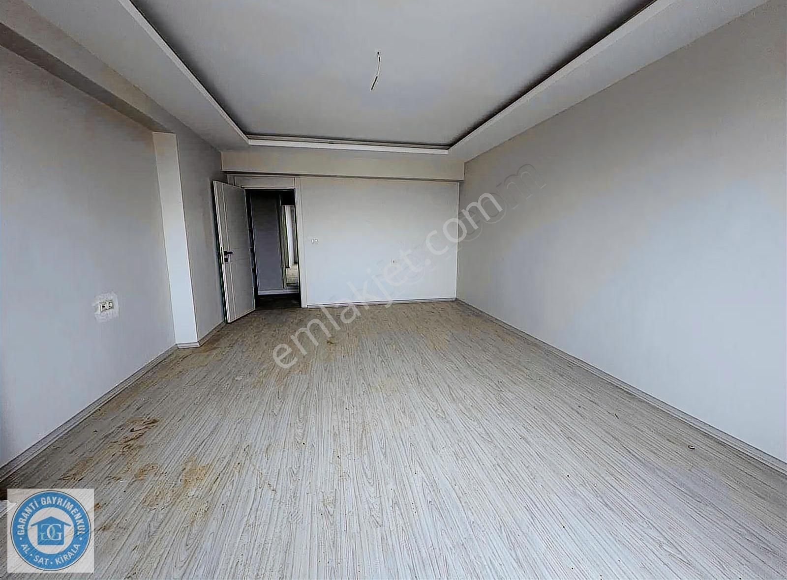 Adli Tıp Yanında Kiralık 3+1 Daire - Görsel 17