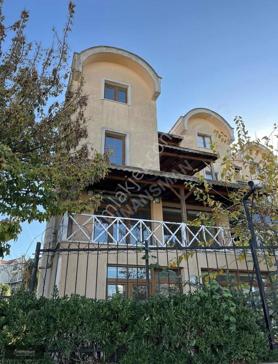 Kelepir... Fırsat.. Havuzlu.. Geniş Bahçeli.. Köşe.. Ferah Villa - Görsel 8