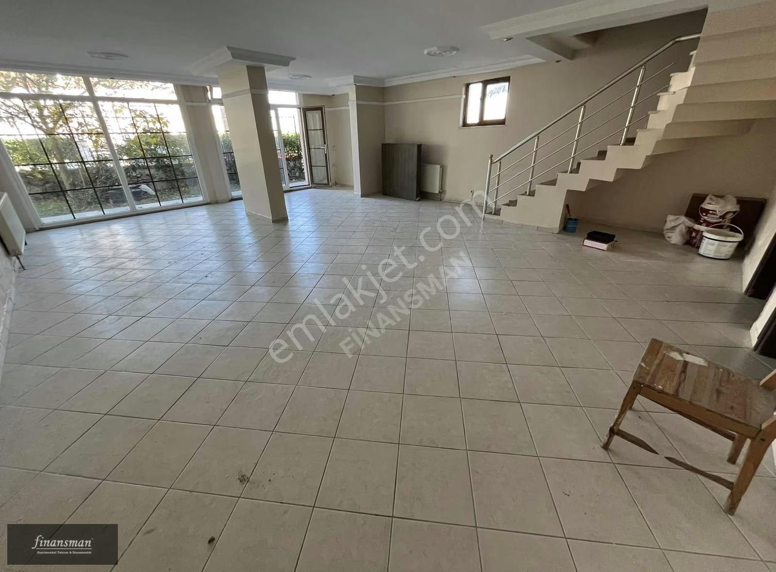 Kelepir... Fırsat.. Havuzlu.. Geniş Bahçeli.. Köşe.. Ferah Villa - Görsel 4