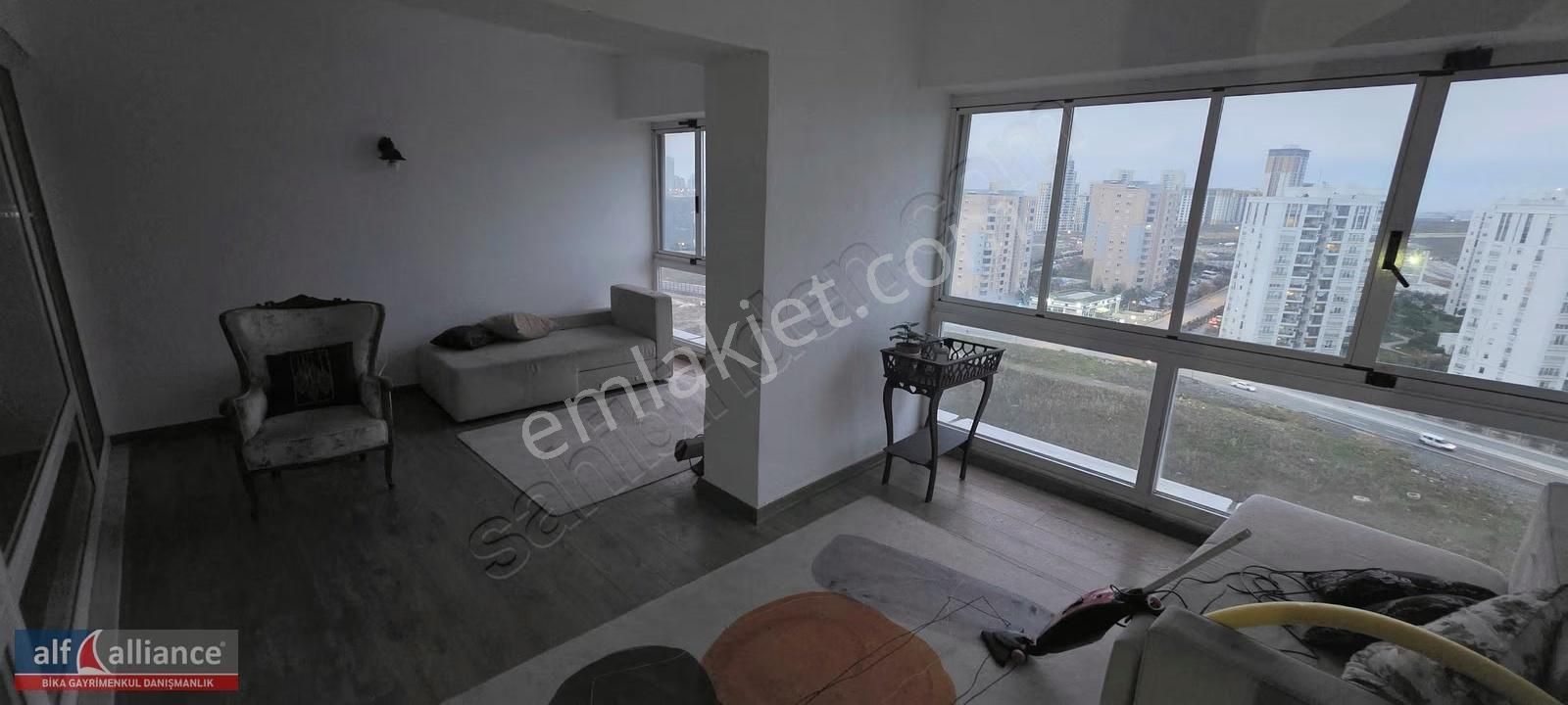 Ispartakule Stüdyo 24 Sitesi | 78 M² 2+1 İç Teraslı Eşyalı Daire - Görsel 3