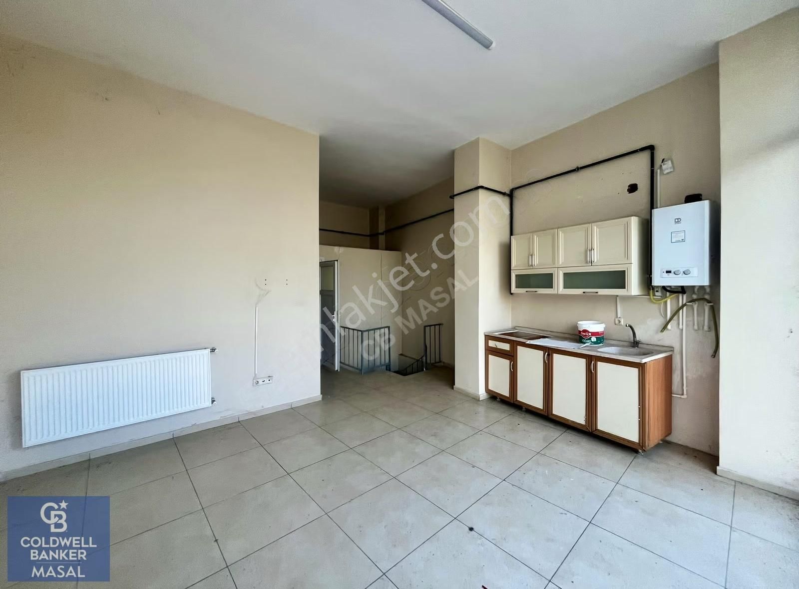 Samandıra Osmangazi Mh Satılık Tek Tapu İki Dükkan Fırsatı