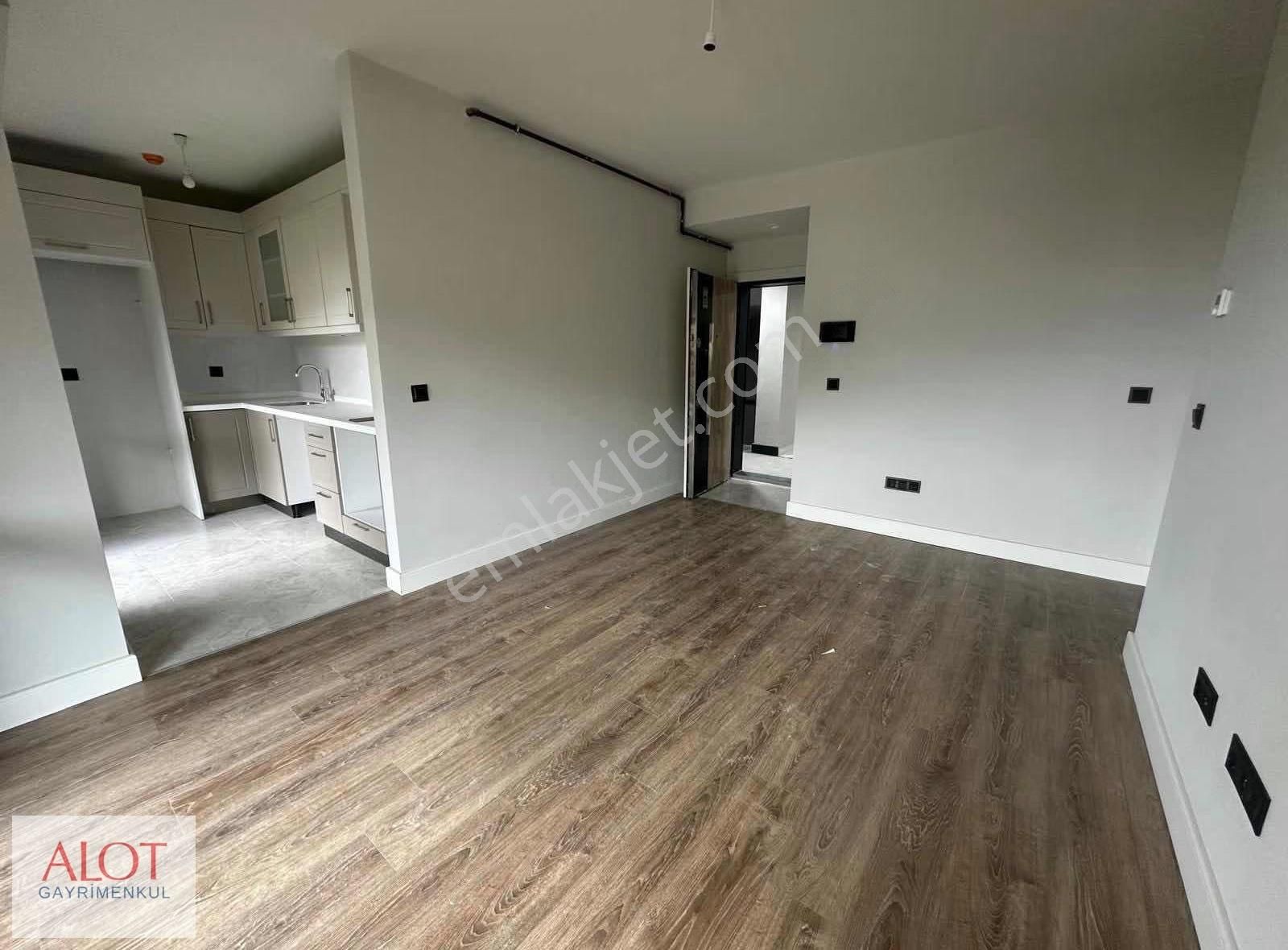 Üsküdar Çamlıca Emlak Konut 1+1 Satılık Daire - Görsel 5