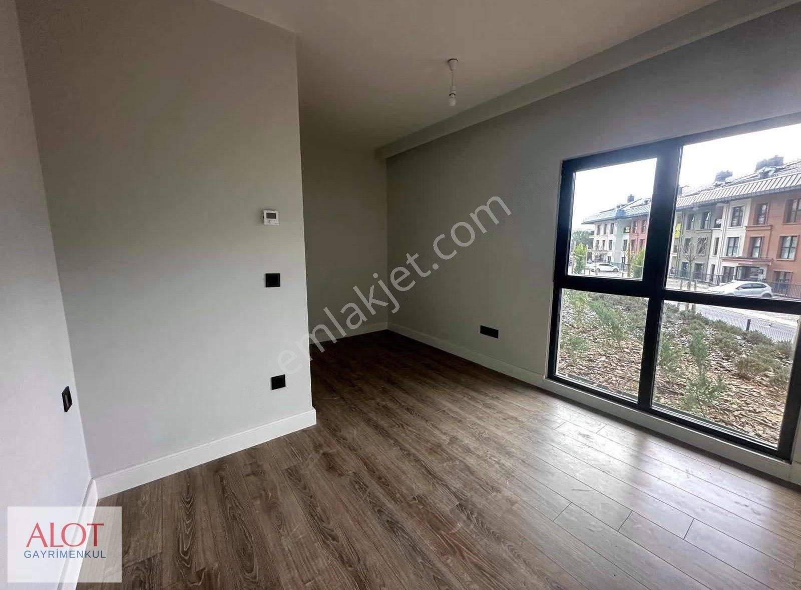 Üsküdar Çamlıca Emlak Konut 1+1 Satılık Daire - Görsel 6