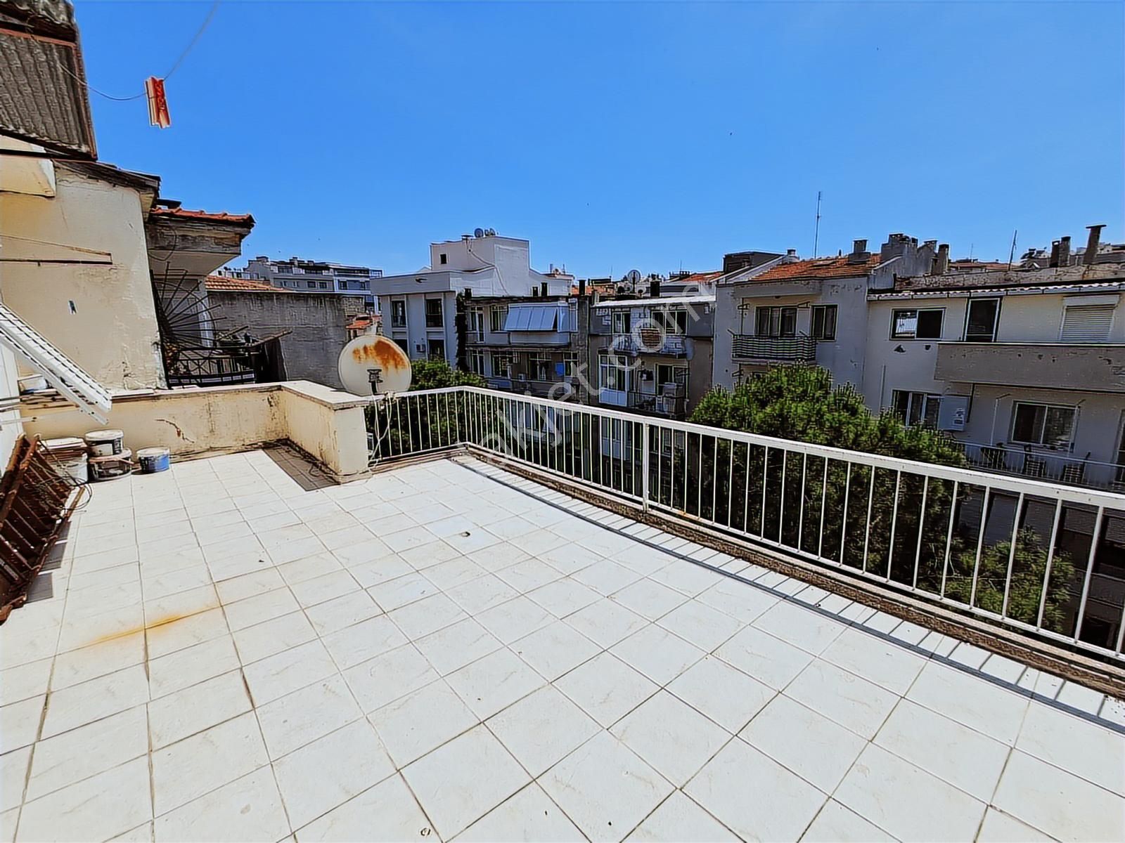 Karşıyaka Merkez Park Karşısı Önü Açık Yatırımlık Satılık Daire - Görsel 29