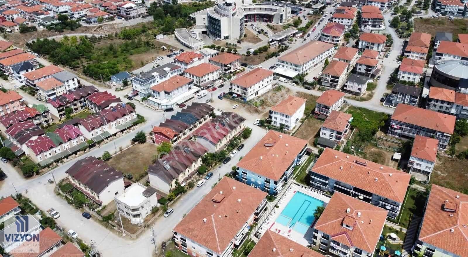 Karasu'nun En Gözde Sitesinde Havuz Cephe 2+1 - Görsel 31