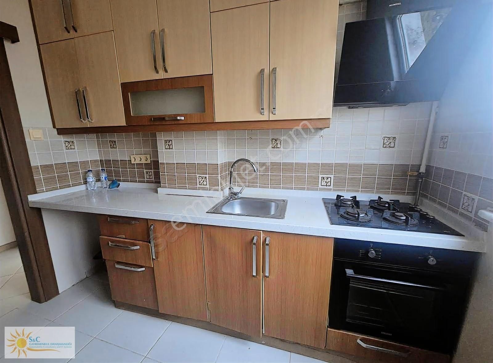 Kalamış'ta ,full Deniz Manzaralı ,otoparklı İçi Temiz 3+1 Daire - Görsel 5