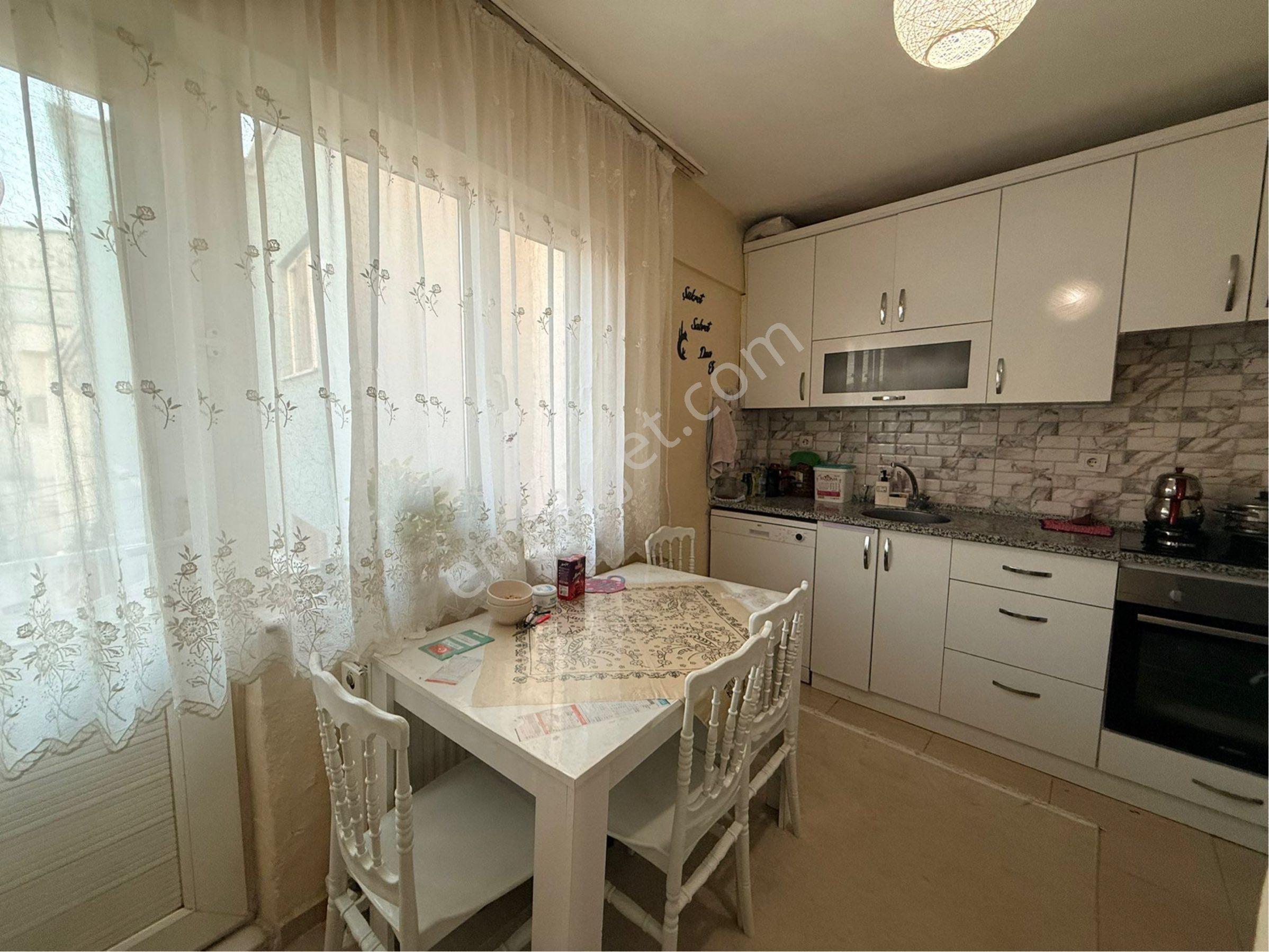 Yarhasanlar Mahallesinde 2+1 Kapalı Mutfaklı Daire Fırsatı - Görsel 5