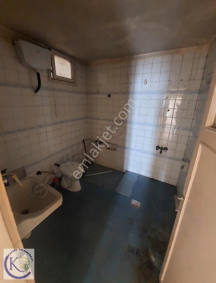 Palmiye Mahallesi'nde Kiralık 3+1 Daire - Görsel 8