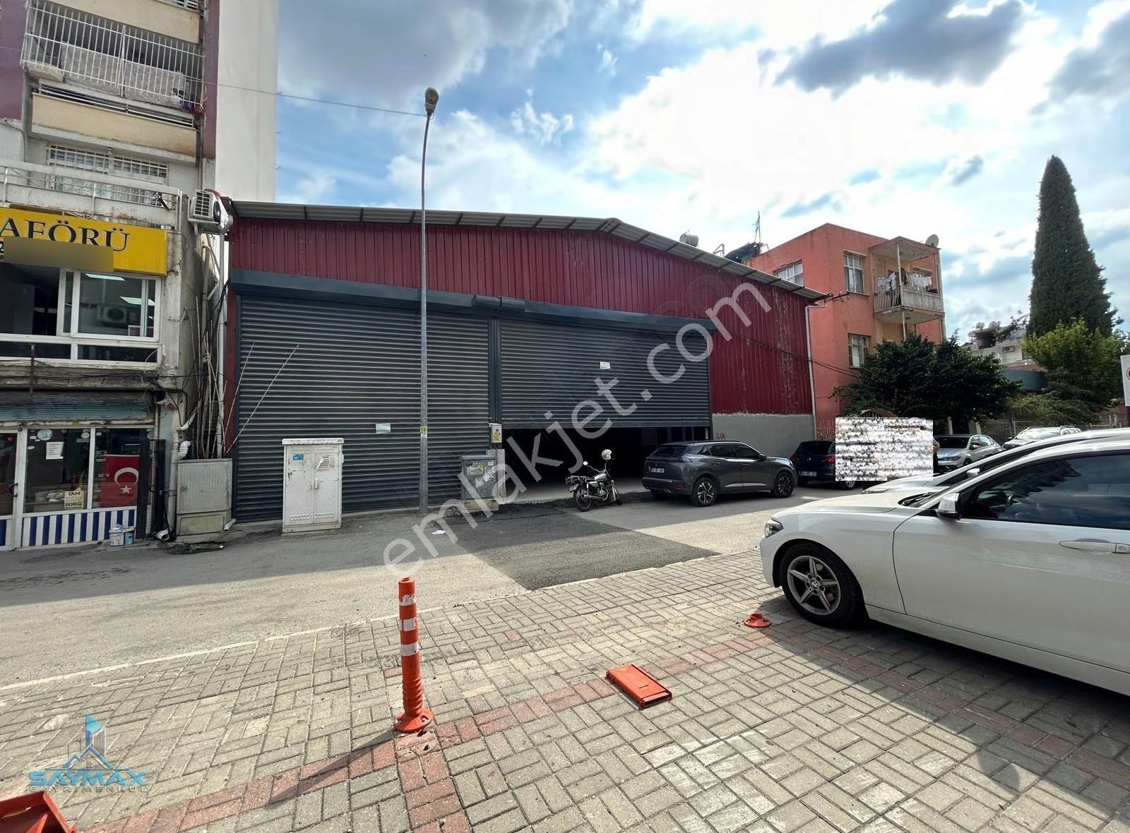 Döşeme Mah.çarşı Merkeze Yakın 430 M2 Kiralık Depo..............