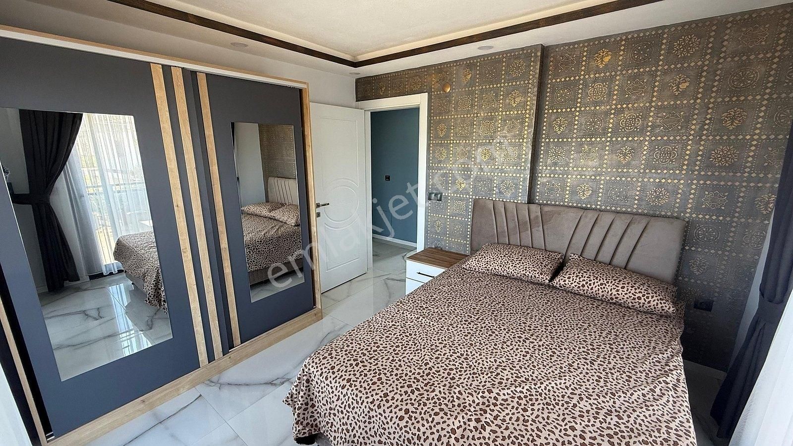 Kuşadası'nda Taşınmaya Hazır Eşyalı Havuzlu Villa | Tekce - Görsel 5