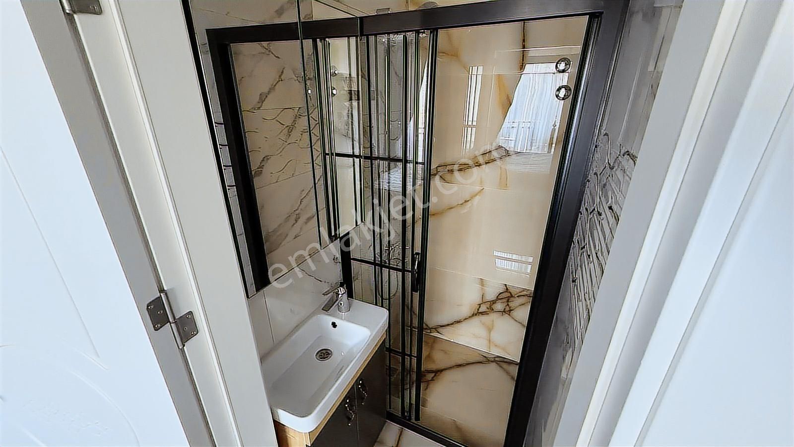 Kuşadası'nda Taşınmaya Hazır Eşyalı Havuzlu Villa | Tekce - Görsel 9