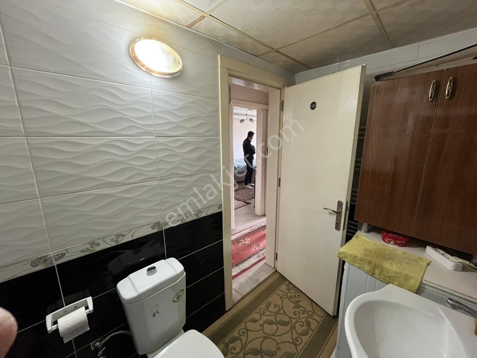 Kuşlubahçe Mahallesinde 10 Yaşında 2+1 Daire Fırsatı - Görsel 9