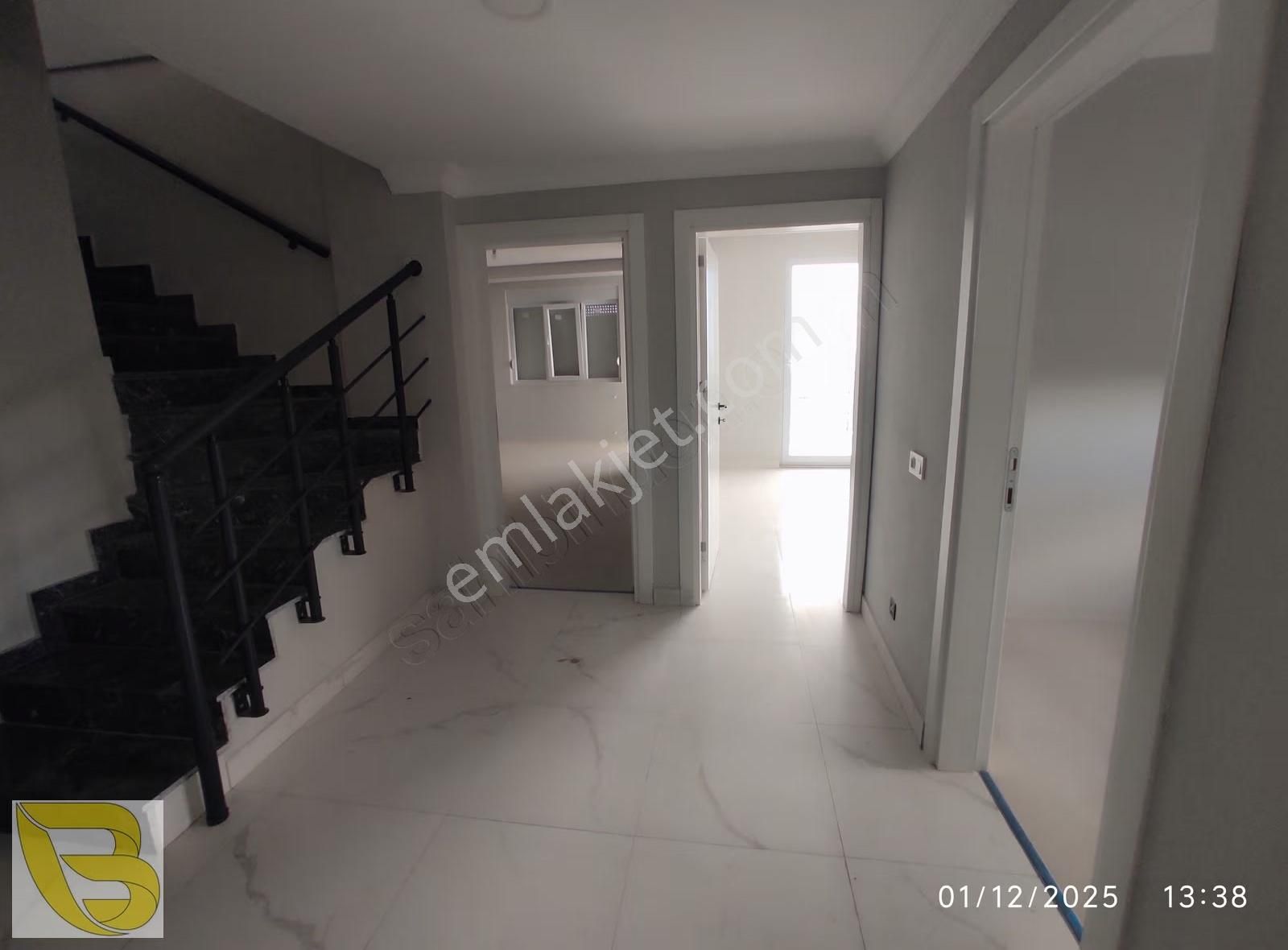 Nuray Ayhan'dan Yeniköyde 6+2 Satılık Çatı Dubleks - Görsel 14