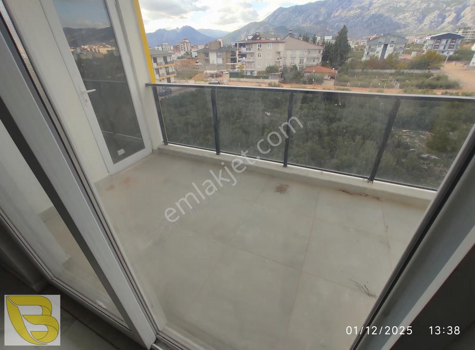 Nuray Ayhan'dan Yeniköyde 6+2 Satılık Çatı Dubleks - Görsel 17