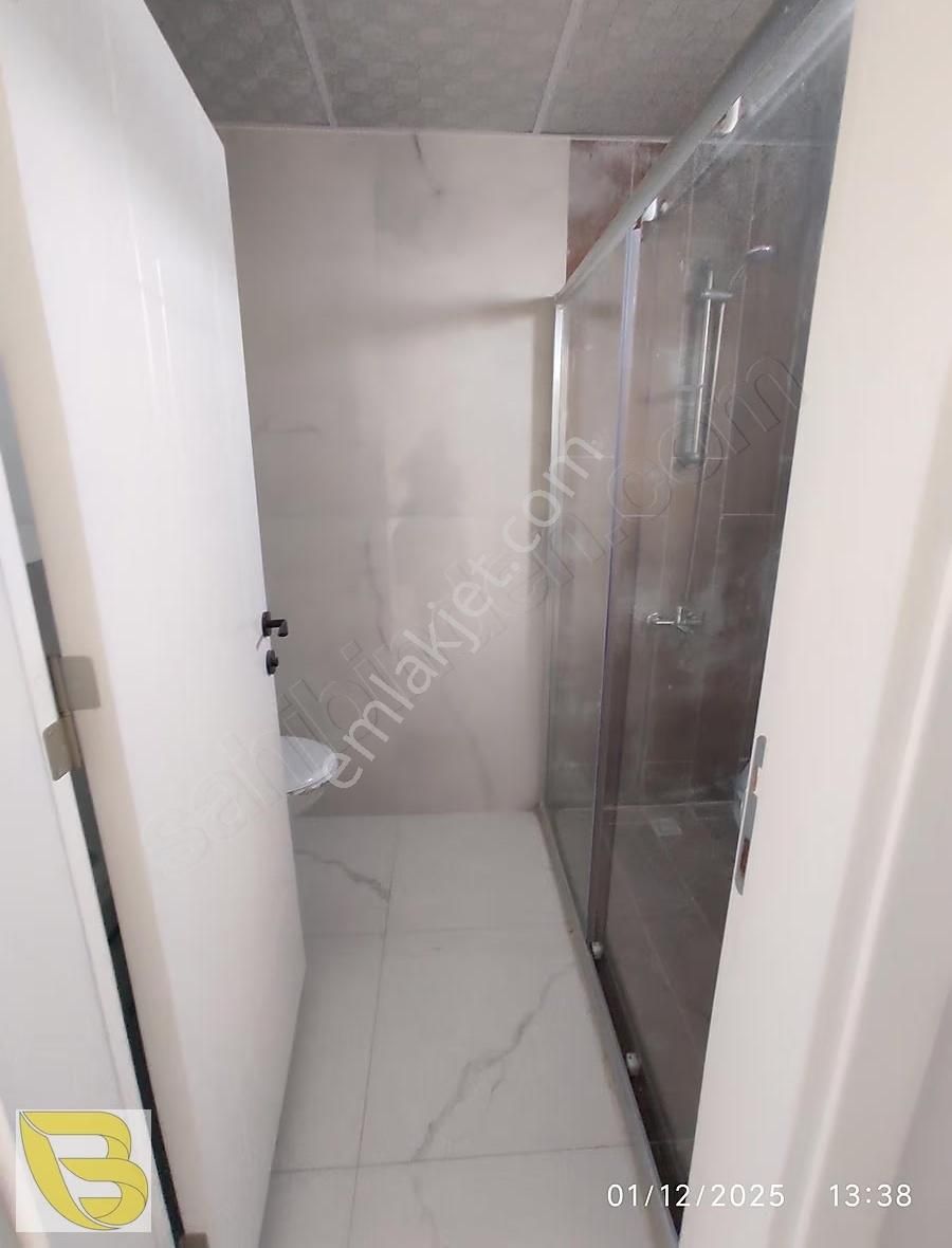 Nuray Ayhan'dan Yeniköyde 6+2 Satılık Çatı Dubleks - Görsel 5