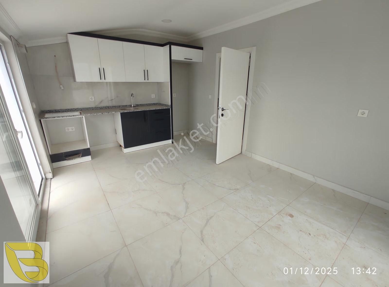 Nuray Ayhan'dan Yeniköyde 6+2 Satılık Çatı Dubleks - Görsel 26