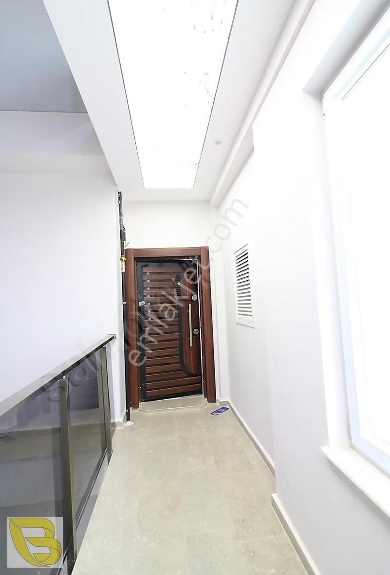 Bahçeyaka'da Havuzlu Lüx Apartman'da Satılık 3+1 Daire - Görsel 14