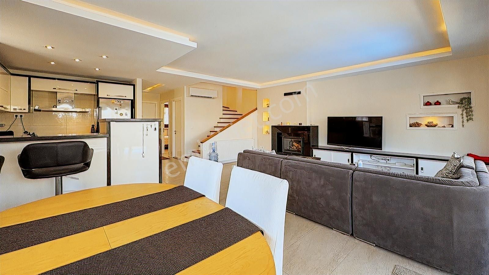 Alaçatı`da 350 M2 Arsa İçinde Havuzlu Tam Müstakil Villa | Tekce - Görsel 27