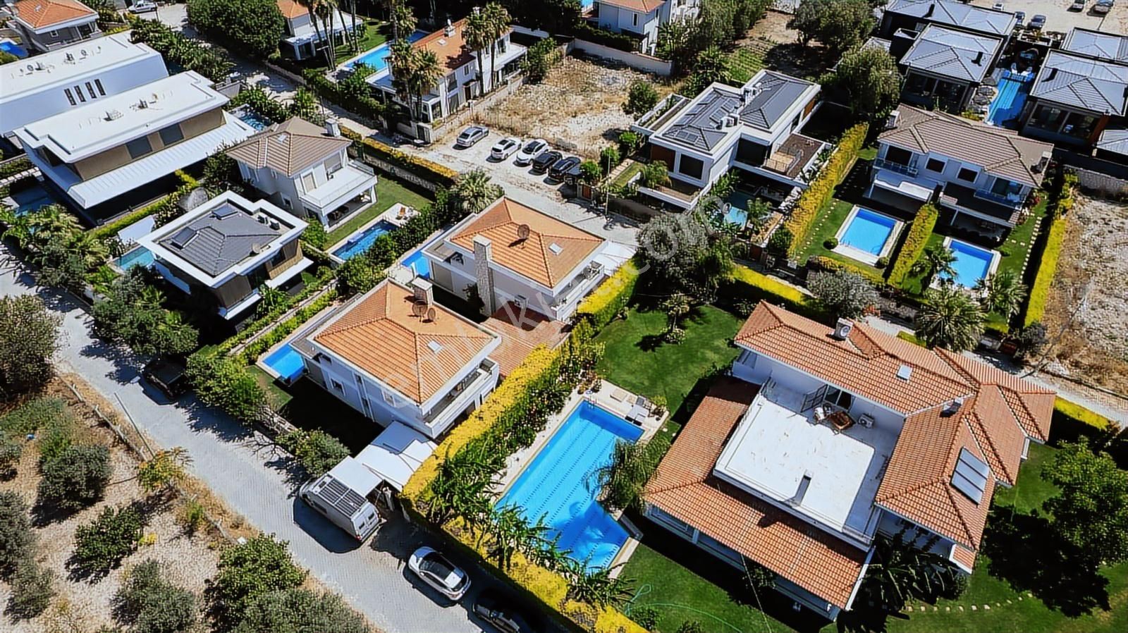 Alaçatı`da 350 M2 Arsa İçinde Havuzlu Tam Müstakil Villa | Tekce - Görsel 21