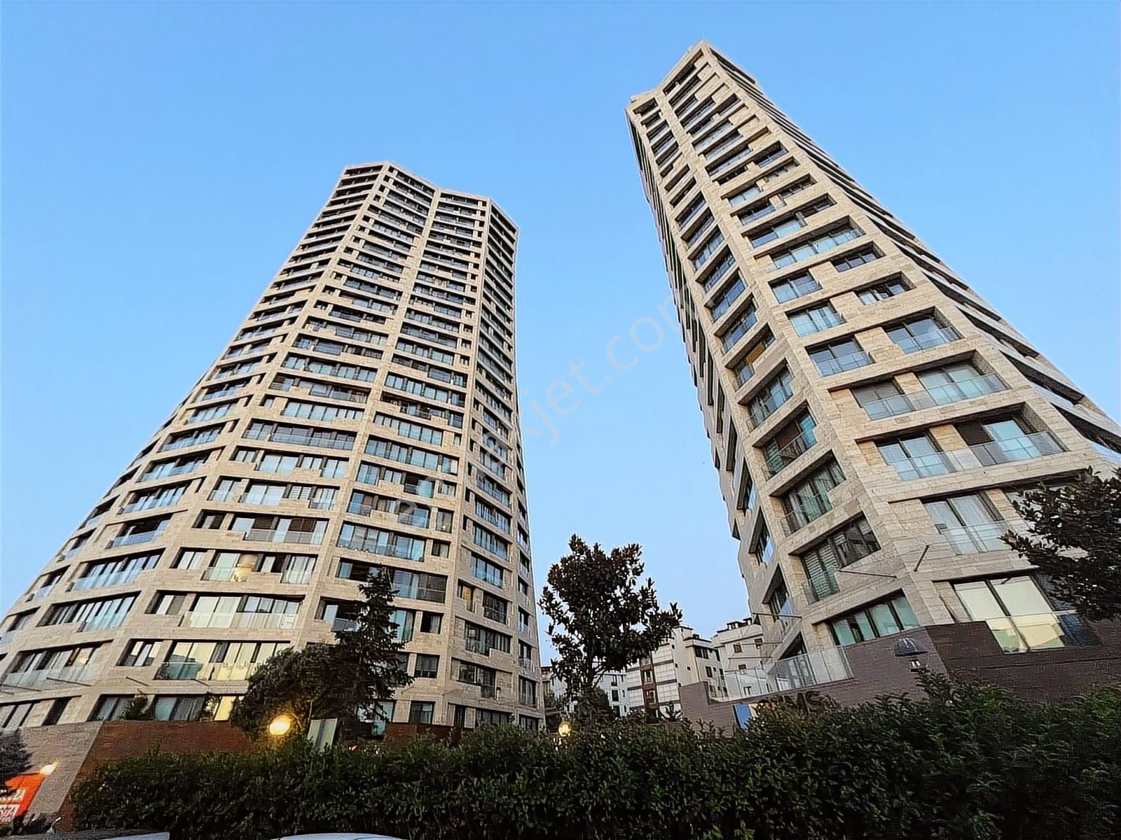 Maltepe'de Site İçerisinde Şehir Manzaralı Daire | Tekce - Görsel 17