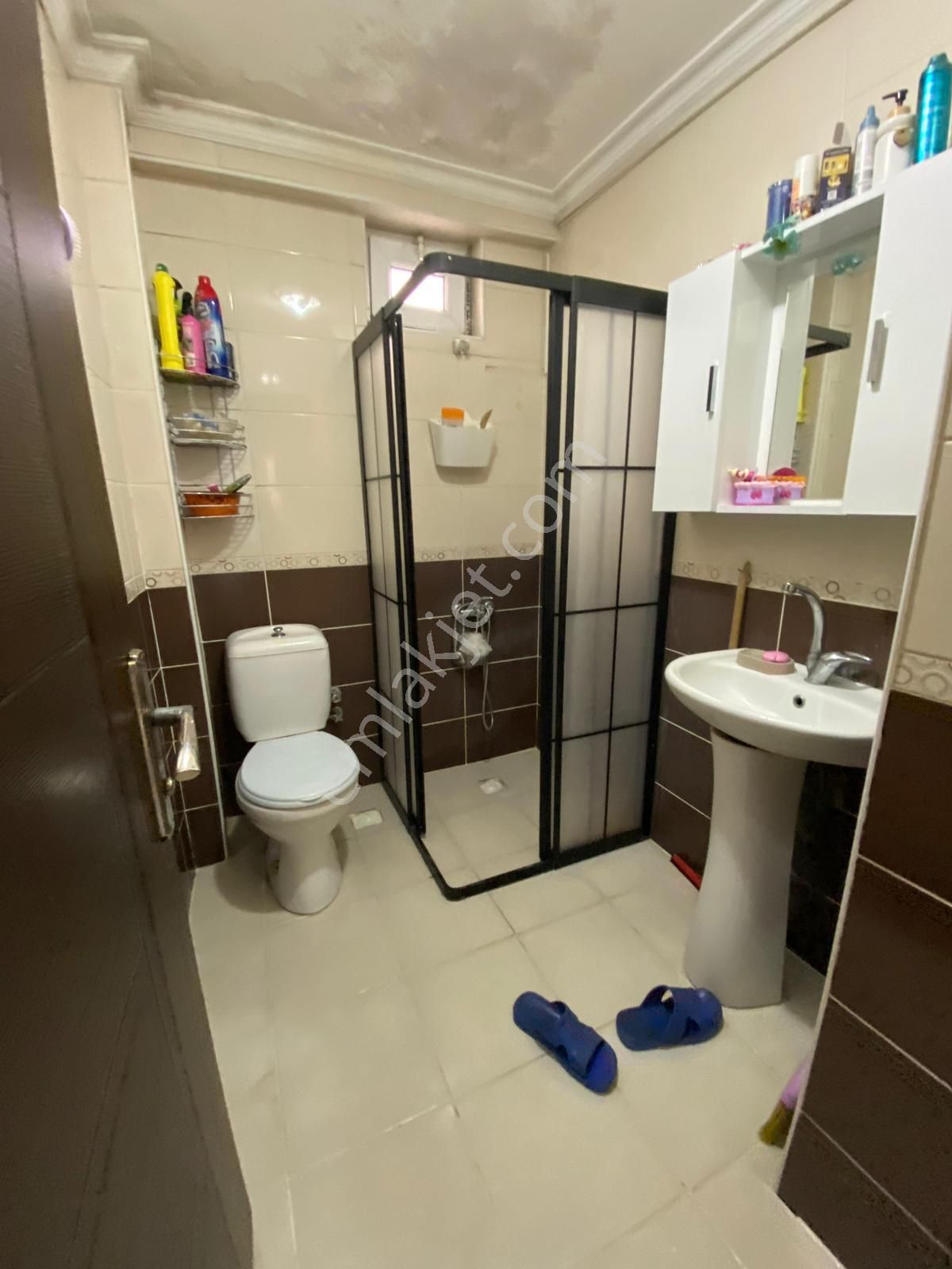 Afyon Üçok Emlaktan Mareşal F Çakmak Mah Satılık 2+1 Temiz Bakımlı Lüx Daire - Görsel 12