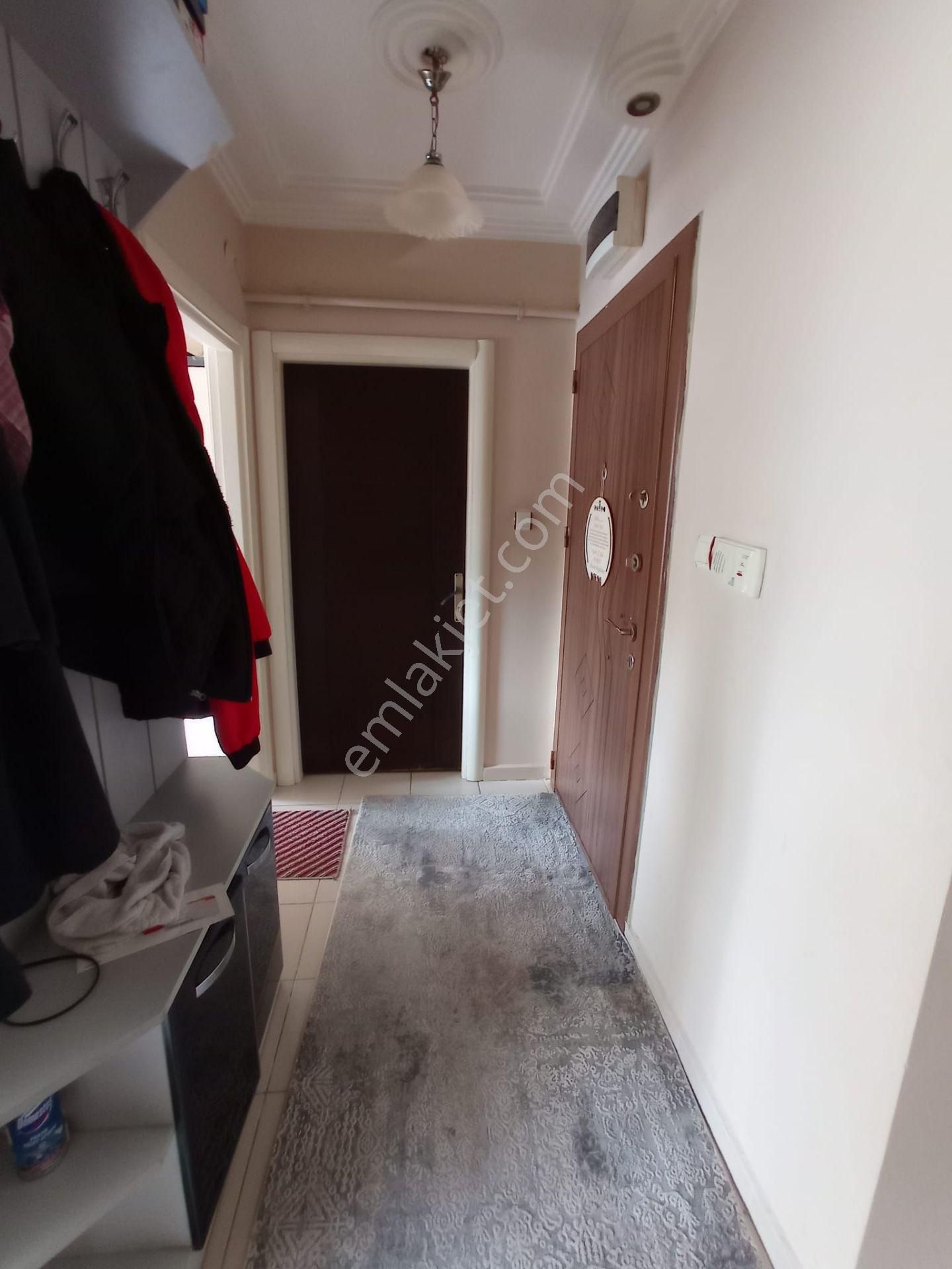 Afyon Üçok Emlaktan Mareşal F Çakmak Mah Satılık 2+1 Temiz Bakımlı Lüx Daire - Görsel 5