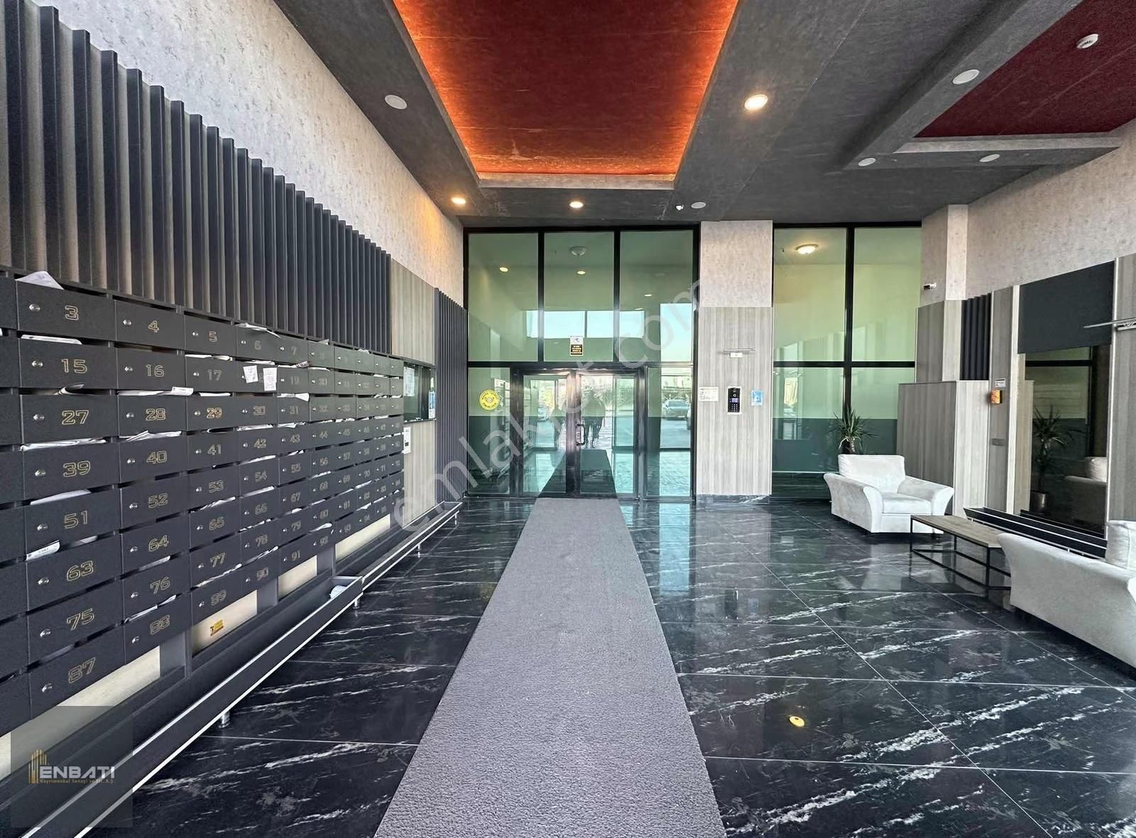 Akyıldızda 1+1 Full Eşyalı Kiracısız Yüksek Kat Satılık Daire - Görsel 3