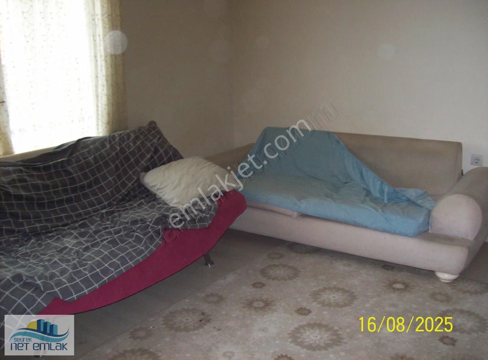 Seyrek De Eşyalı Arakat 1+1 Dire 14.000.tl