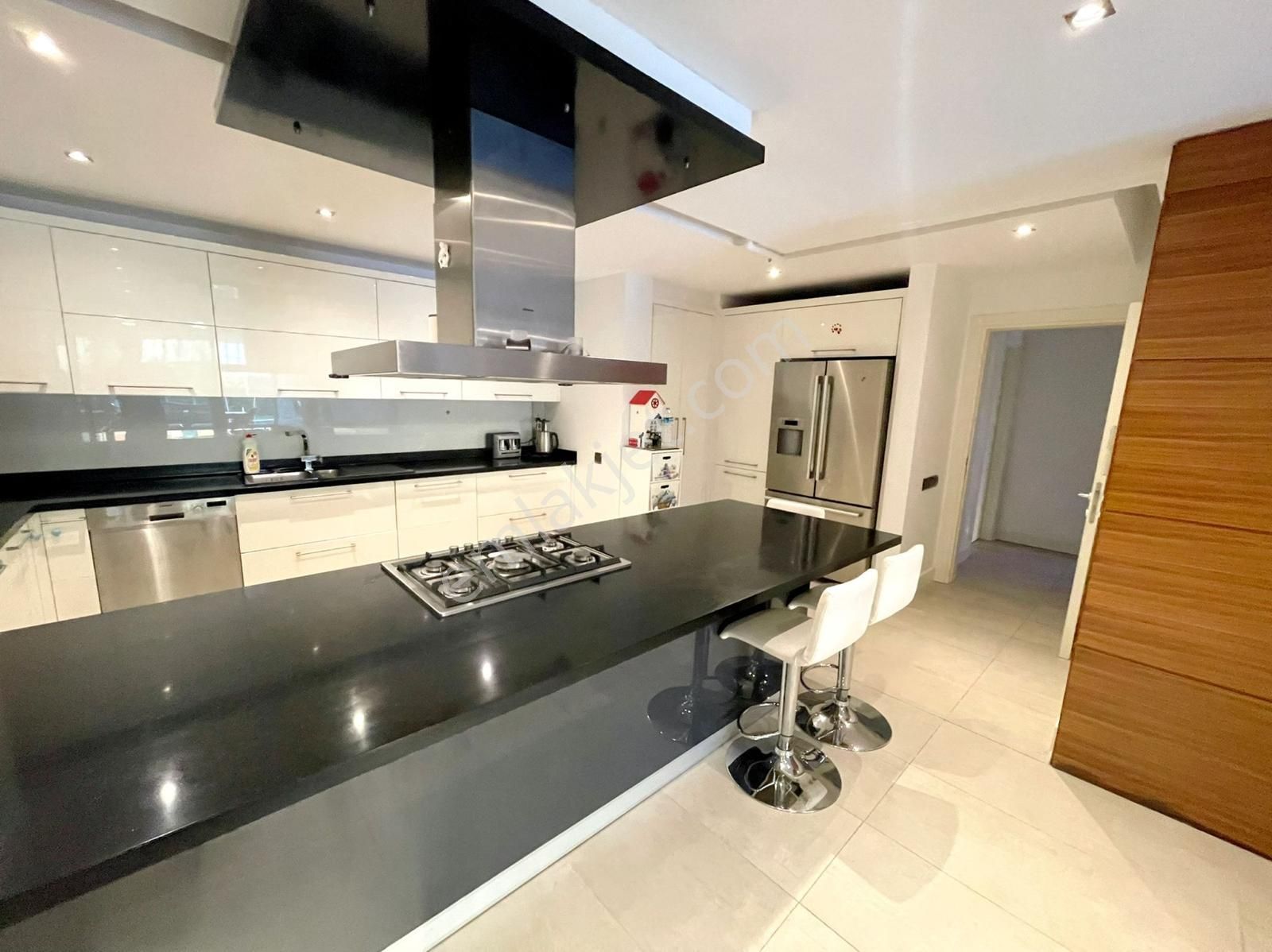 Seeworld Sinpaş Lagün 5+1 Havuzlu İris Bahçe 360m2 Lagün - Görsel 13