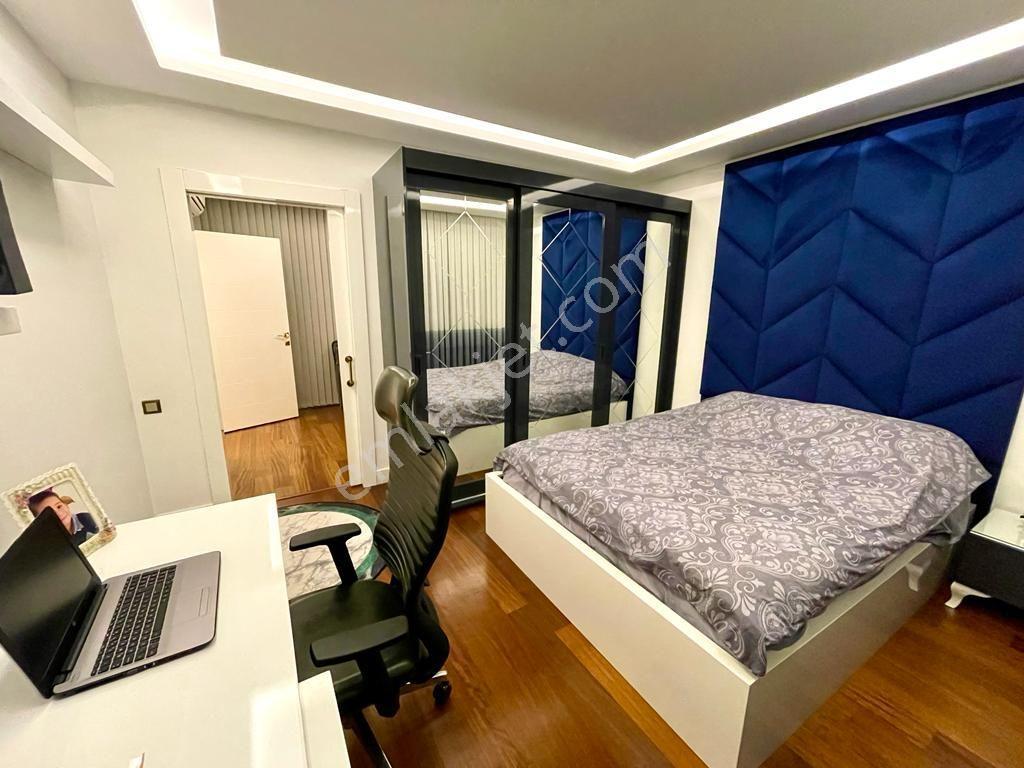Seeworld Sinpaş Lagün 6+1 Ultralüx 380m2 Havuzlu İris Bahçe - Görsel 10