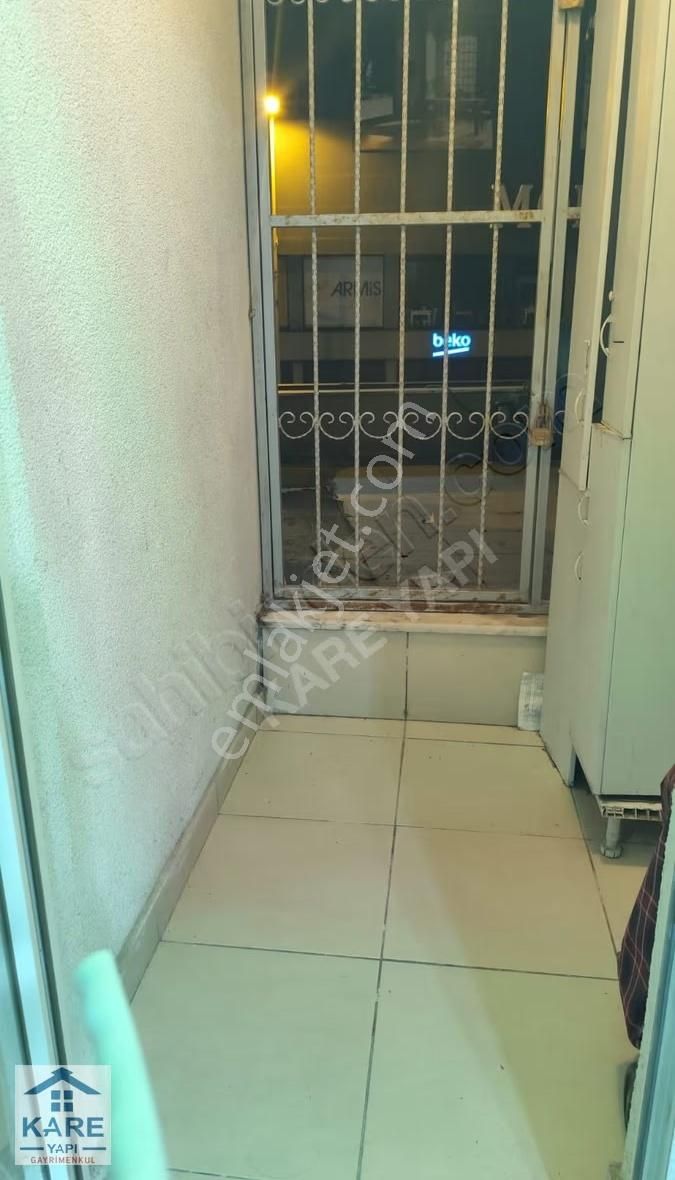 Esenyurt Meydanda Terası Olan Eşyalı 2+1 Kiralık Daire - Görsel 15