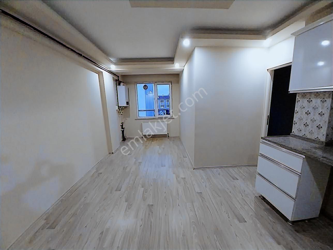 71 Evler Şehir Hast. Yakını Geniş Boyalı Kiralık 1+1 Daire