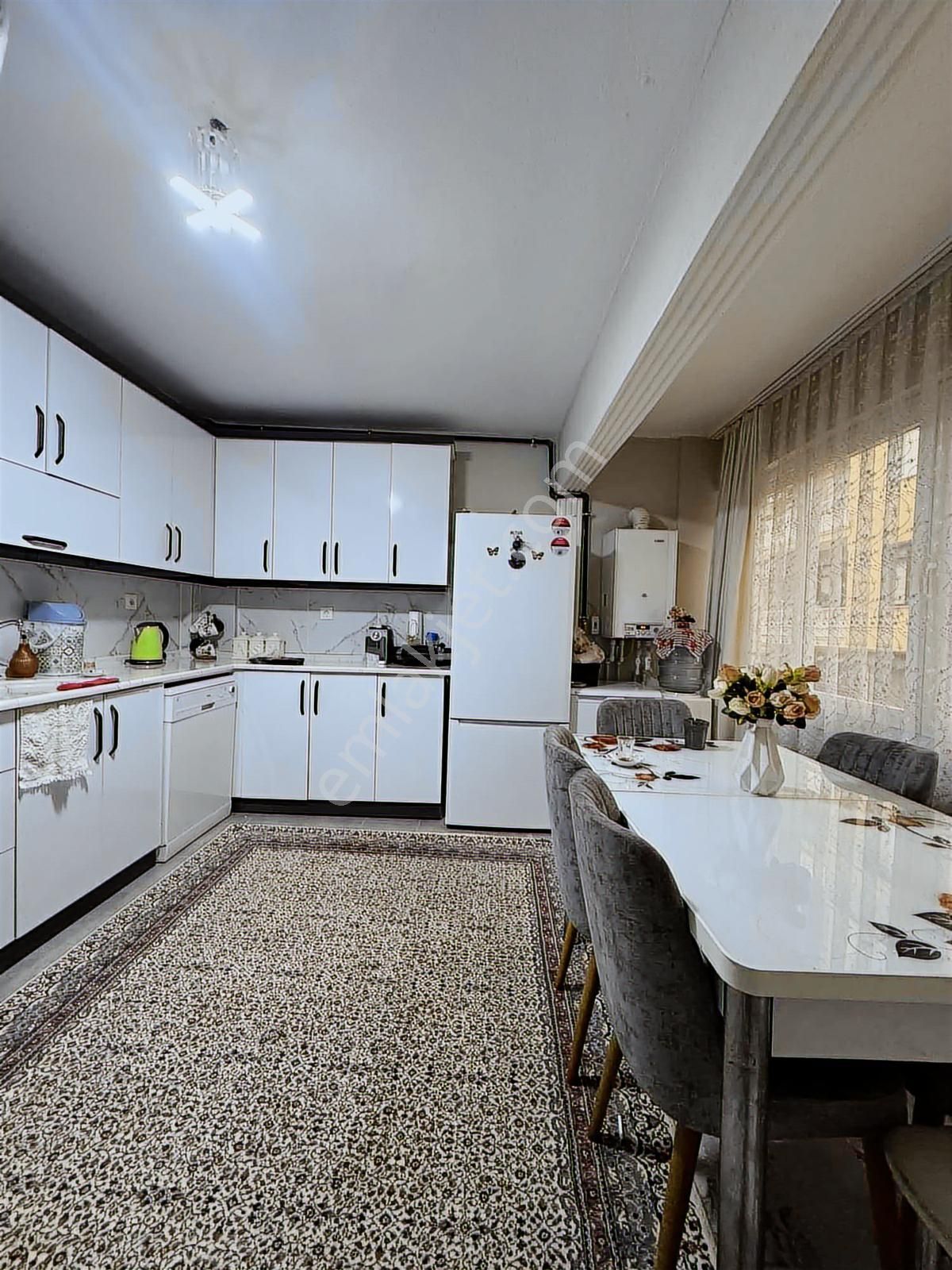 Buca Fırat Mah. 120 M2. 2+1 Satılık D.gazlı Arakat Daire - Görsel 4