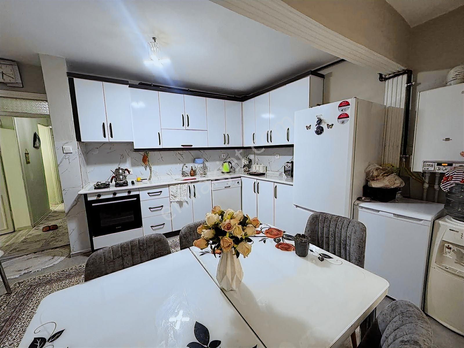 Buca Fırat Mah. 120 M2. 2+1 Satılık D.gazlı Arakat Daire - Görsel 21