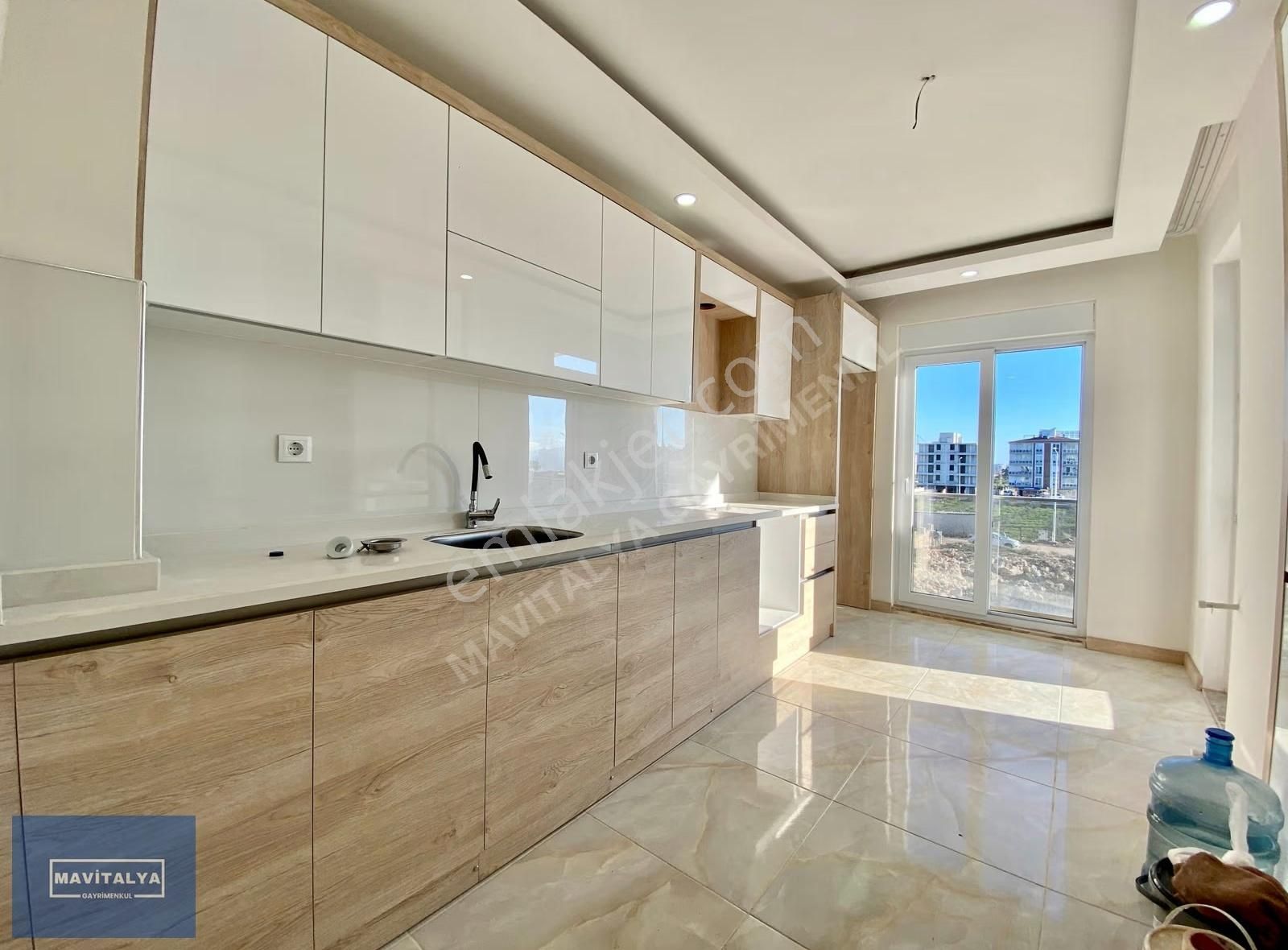 Çankaya'da Şehir Hastanesi Yakını Havuzlu Sitede 2+1 Ayrı Mutfak - Görsel 4