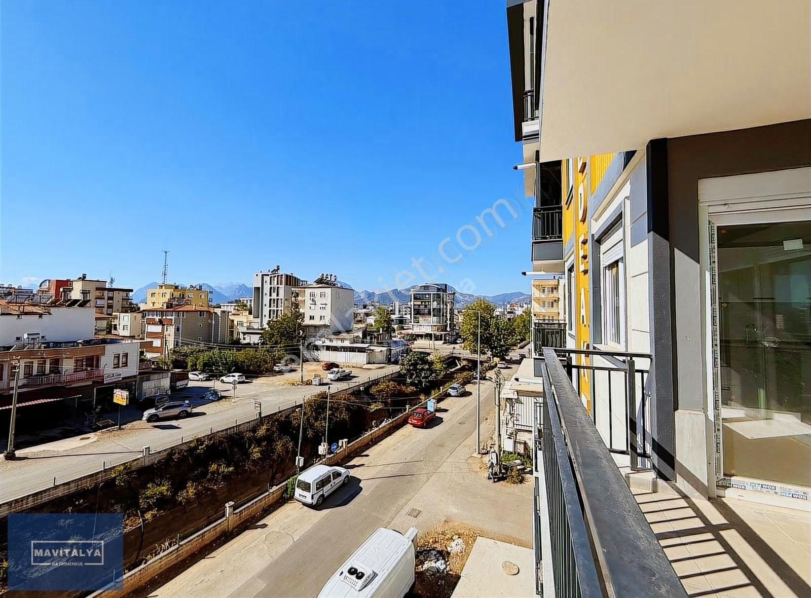 Yeniköy Merkezinde Geniş 2+1 Ayrı Mutfaklı Önü Açık Sıfır Daire - Görsel 23