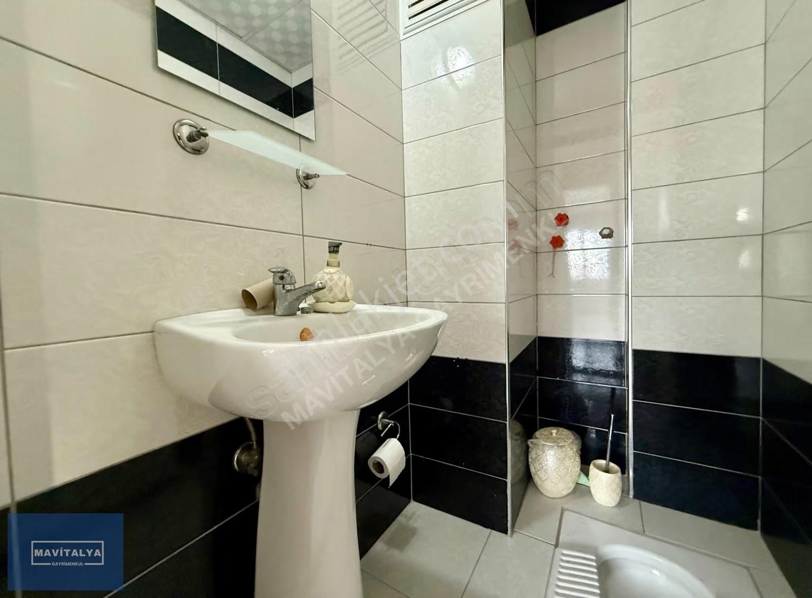 Hastaneye 2 Dk Mesafede Ayrı Mutfaklı Ebeveyn Banyolu 3+1 Daire - Görsel 27