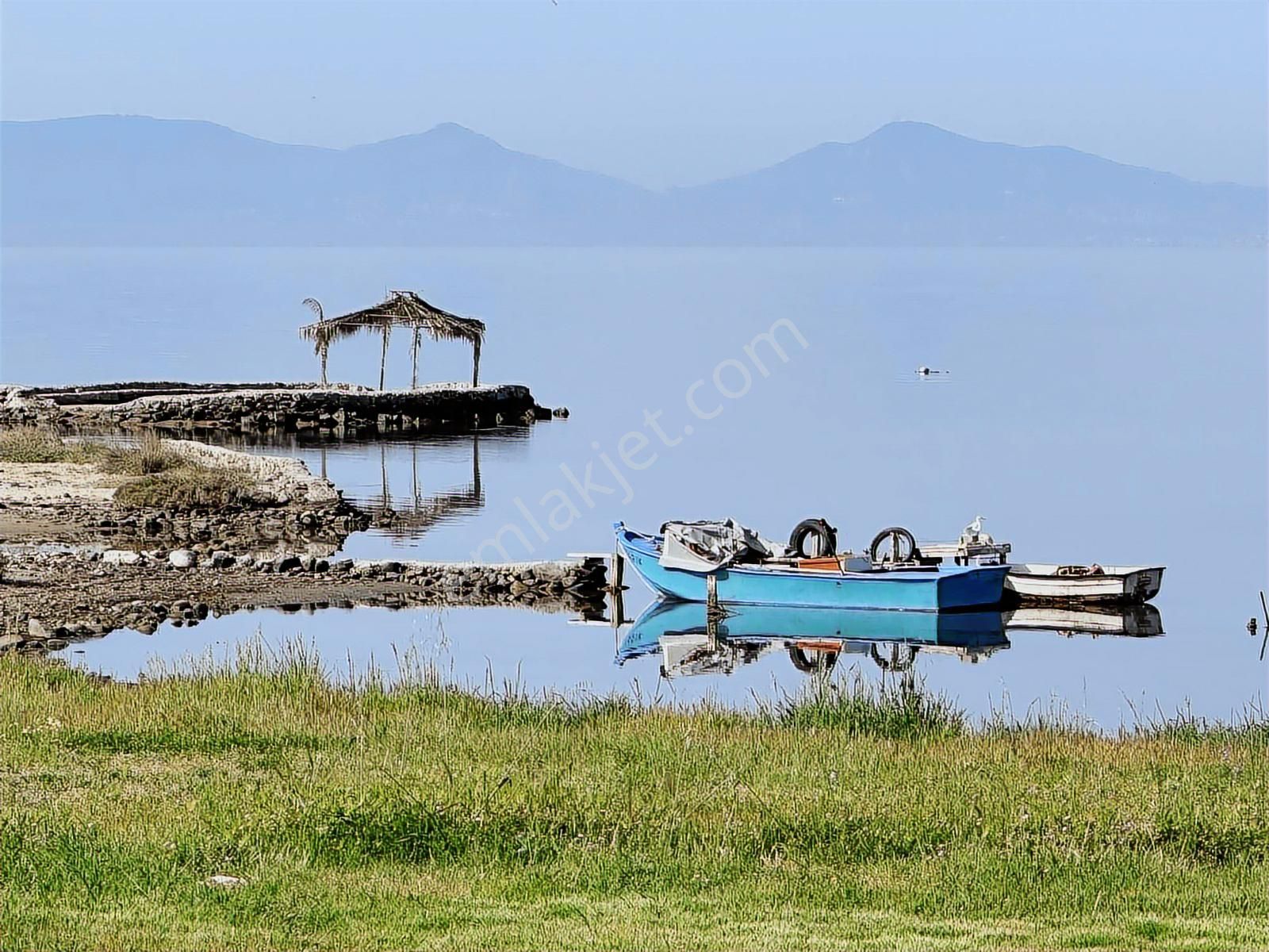 Ayvalık'ta Denize 100m Müstakil 3+1 Villa - Görsel 4