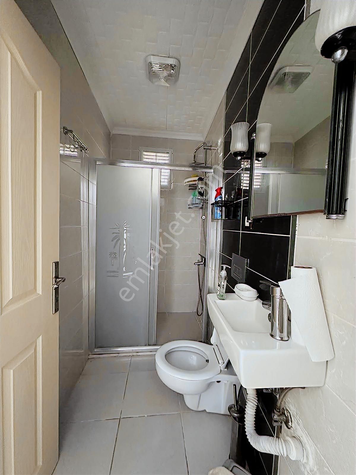 Ayvalık'ta Denize 100m Müstakil 3+1 Villa - Görsel 17