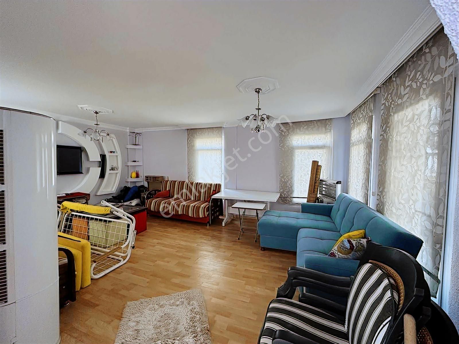 Ayvalık'ta Denize 100m Müstakil 3+1 Villa - Görsel 16