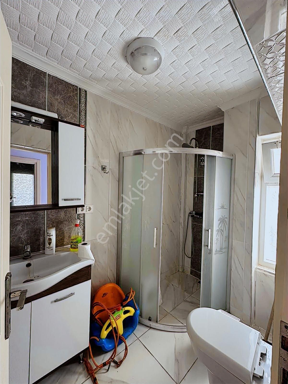 Ayvalık'ta Denize 100m Müstakil 3+1 Villa - Görsel 12