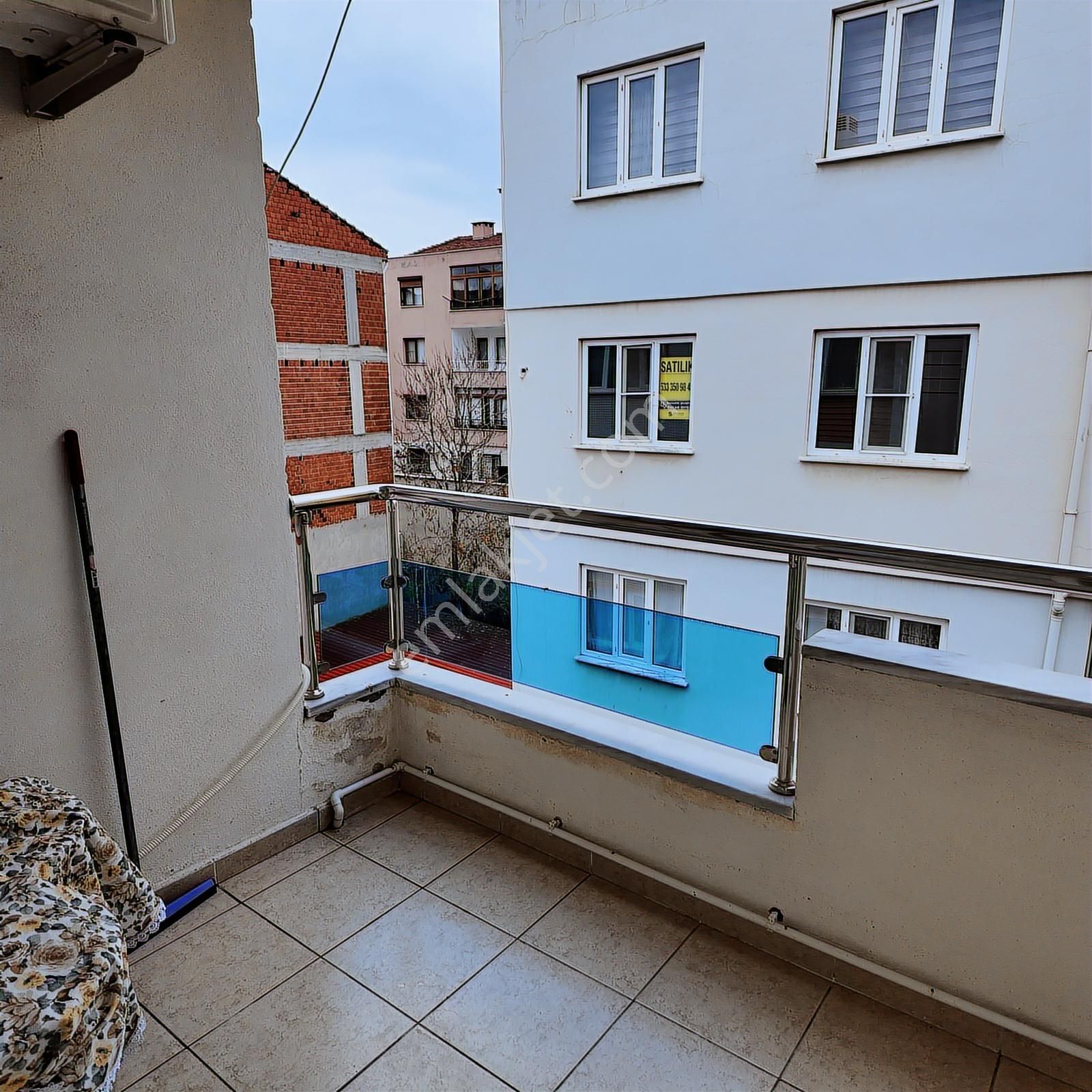 Ragıpbey'de 150 M² 3+1 Doğalgazlı Ve Asansörlü Geniş Daire - Görsel 12